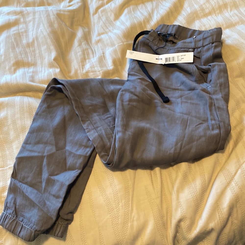 NWT James Pierce size 1 gray soft causal pants